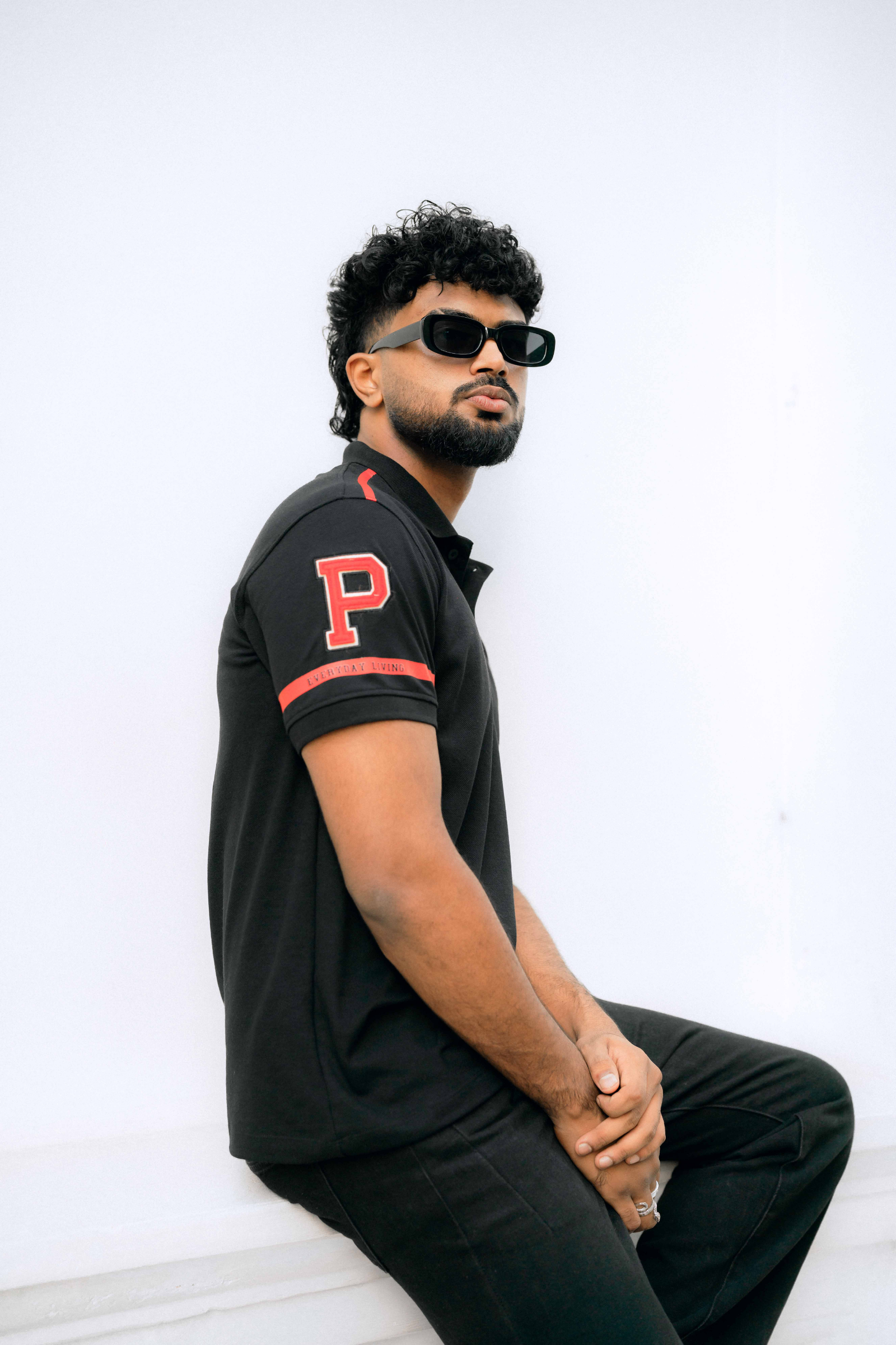 BLACK POLO T-SHIRT