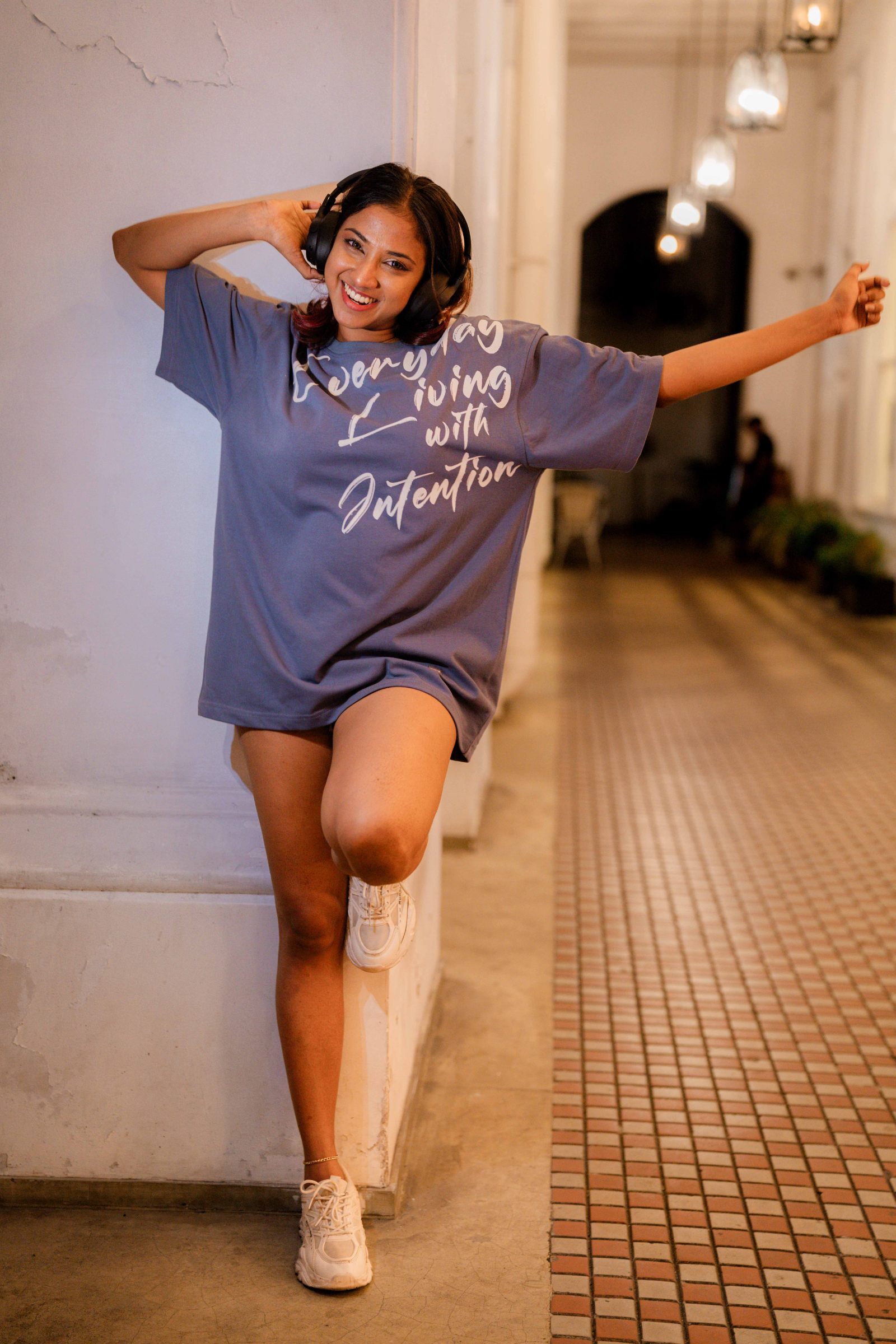 EVERYDAY LIVING PRINT BLUE OVERSIZE UNISEX T-SHIRT
