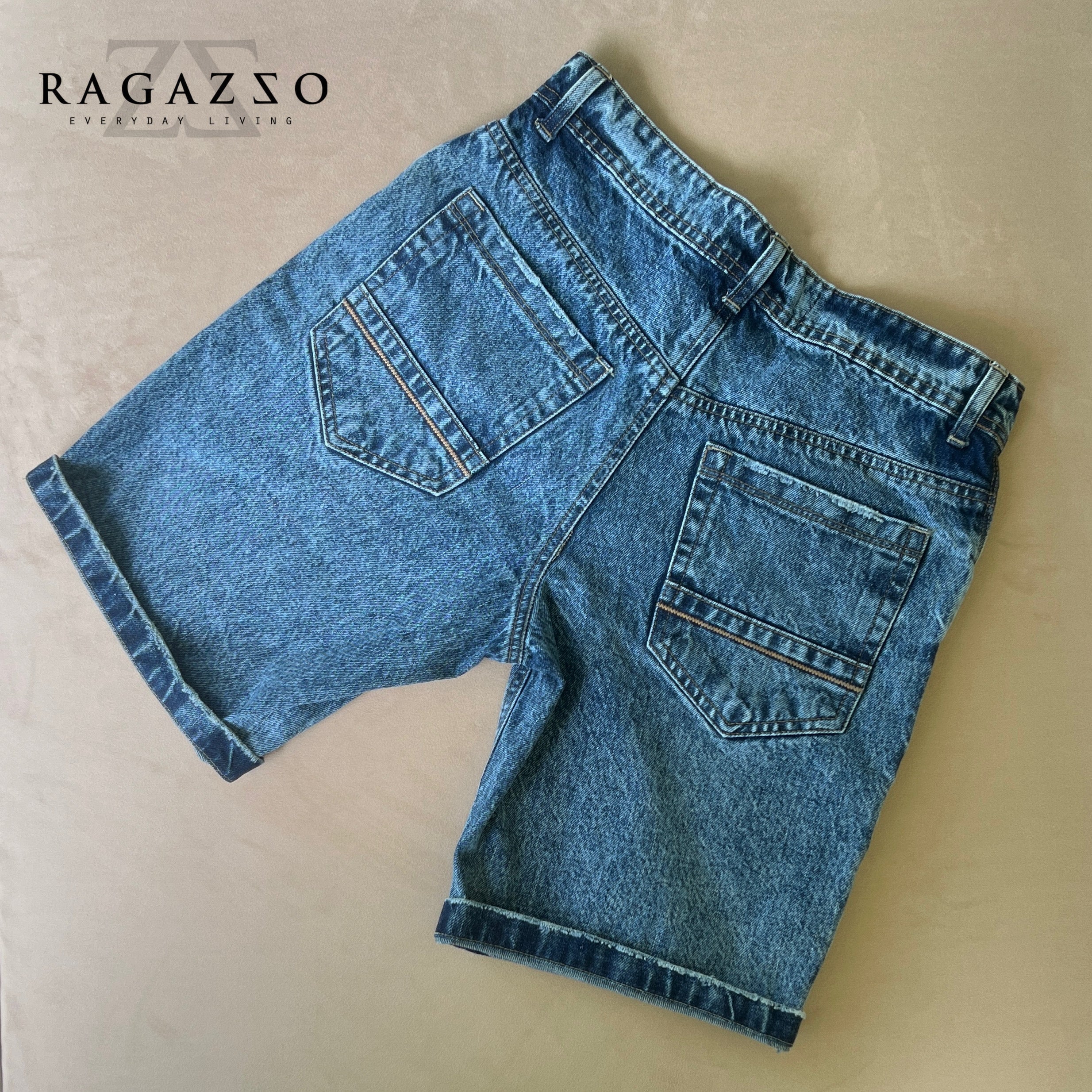 LIGHT  BLUE WHISKER WASH DENIM SHORT